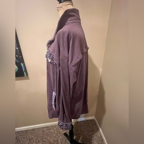 JK Oversized Purple  Button-Up Shacket with sequin detailing at pockets, size M - Picture 6 of 10